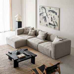 Modular Sofa: Adaptable Seating for Dynamic Spaces